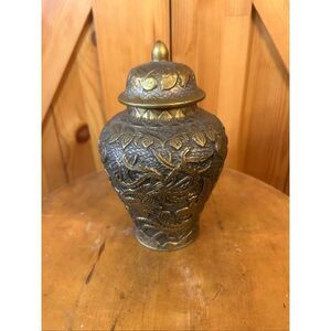 Royal Crown vase 44/664 limited edition floral birds (5791)